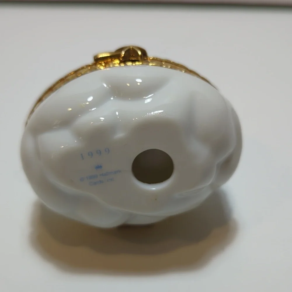 Hallmark 1999 little